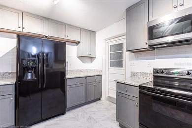 Charming 2-Bedroom Home on a Spacious Corner Lot in Sebring! - photo 7