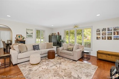 Beautifully updated 3-bedroom, 3 full bath ranch situated on a - photo 9