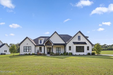 Ross Barnett Reservoir Home For Sale in Brandon Mississippi