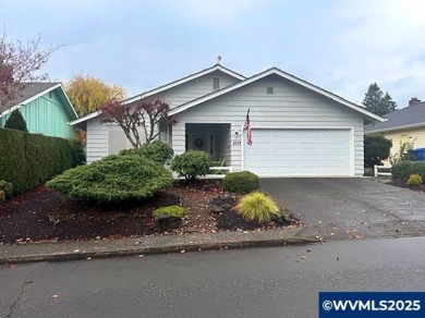 Willamette River - Clackamas County Home For Sale in Salem Oregon
