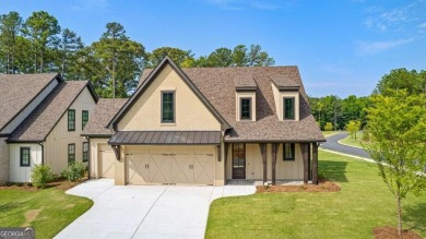 Lake Home For Sale in Peachtree City, Georgia