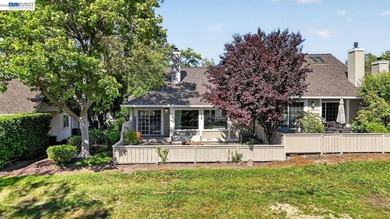 Rare opportunity to own a light-filled 2-bedroom, 2-bath home in - photo 37