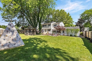 W O W !! Absolute STUNNER hits the market! Pride of Ownership is - photo 46