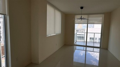 AMAZING 2/2 CORNER UNIT, BEAUTIFUL VIEW TP THE BAY AND CITY - photo 8