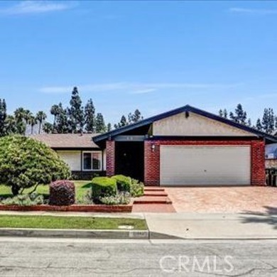 Welcome to this cherished North Azusa home, lovingly owned by - photo 1