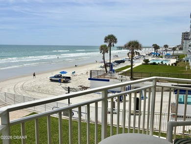 **NEW PRICE IMPROVEMENT** Experience breathtaking direct - photo 24