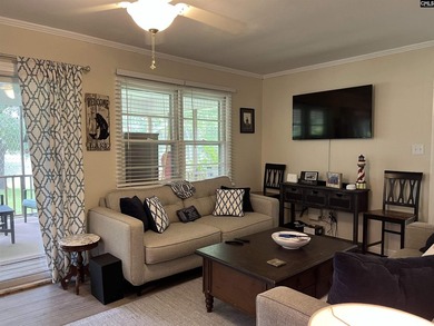 Lake time perfected in this 3 bedroom lake cabin! Large - photo 9
