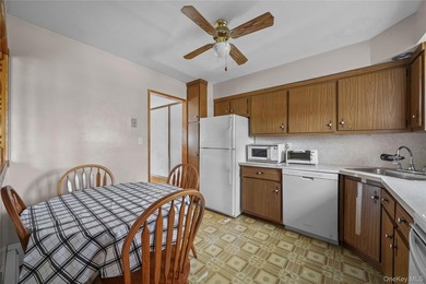 Don't miss this opportunity! This spacious High Ranch - photo 10