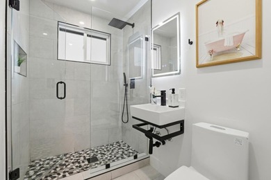 Exceptional re-imagined Midtown residence seamlessly blends - photo 29