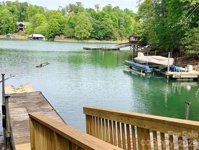 Long-range water views and a fully equipped dock setup make this - photo 31