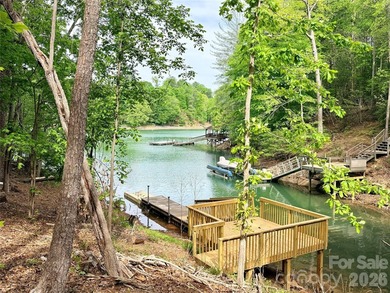 Long-range water views and a fully equipped dock setup make this - photo 34
