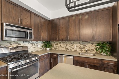 Don't Miss this Incredible OPPORTUNITY! Spacious Studio Condo - photo 11