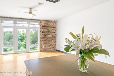 Don't Miss this Incredible OPPORTUNITY! Spacious Studio Condo - photo 12