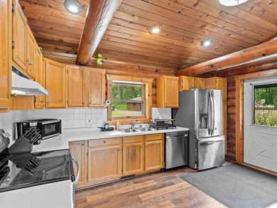 Escape to the waterfront lifestyle you've been dreaming of! - photo 17