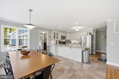 Stunning One-Level Luxury Living with Golf Course & Pond Views - photo 21