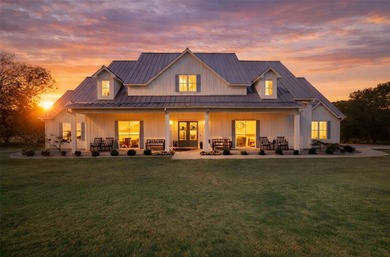 Where luxury meets tranquility, this stunning 2022 custom modern - photo 1