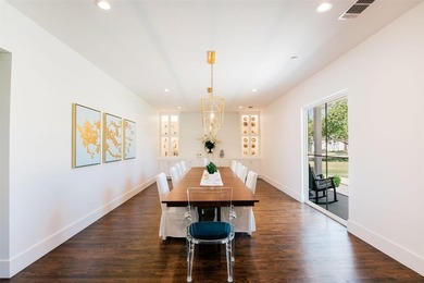 Where luxury meets tranquility, this stunning 2022 custom modern - photo 10