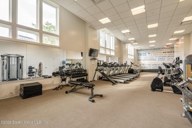 Don't Miss this Incredible OPPORTUNITY! Spacious Studio Condo - photo 32