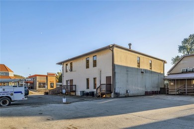 4,000+ Square foot Office Building in the heart of Kittanning! 4 - photo 6