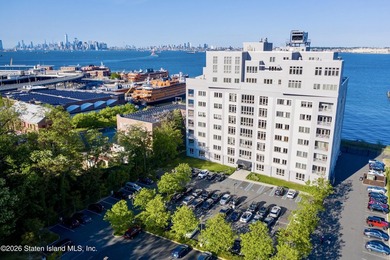 Don't Miss this Incredible OPPORTUNITY! Spacious Studio Condo - photo 41