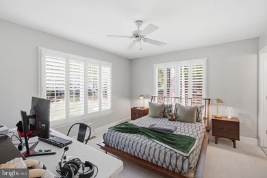 Stunning One-Level Luxury Living with Golf Course & Pond Views - photo 42