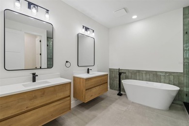 Virtually Staged. Warm contemporary design and timeless - photo 46