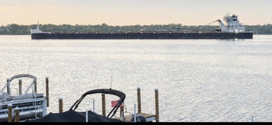 Experience luxury waterfront living in prestigious Terrace Point - photo 6