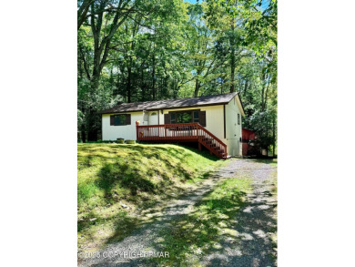 Lake Home For Sale in Pocono Lake, Pennsylvania