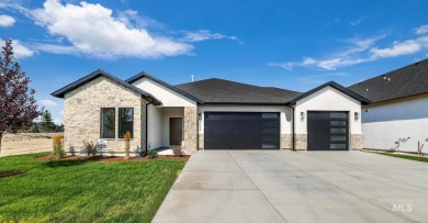 Lake Home For Sale in Twin Falls, Idaho