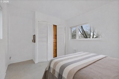 At the Heart of Portland's Cultural District - This condo places