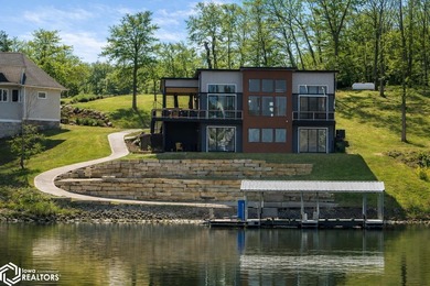 Sun Valley Lake Home For Sale in Ellston Iowa