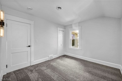 Welcome to this fully updated 3 bedrooms, 2 full bath home in - photo 22