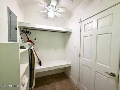 Looking for wide open space without losing city convenience? - photo 23