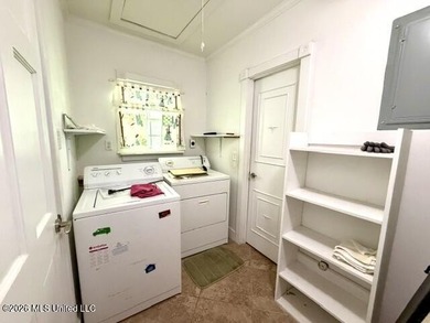 Looking for wide open space without losing city convenience? - photo 24
