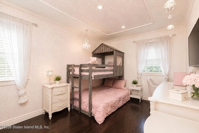 Welcome to 27 Tynan Street, a truly one-of-a-kind custom - photo 25