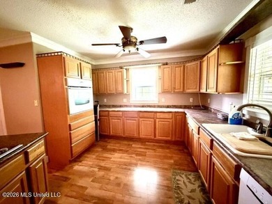 Looking for wide open space without losing city convenience? - photo 26