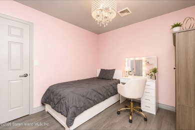 Welcome to 27 Tynan Street, a truly one-of-a-kind custom - photo 28