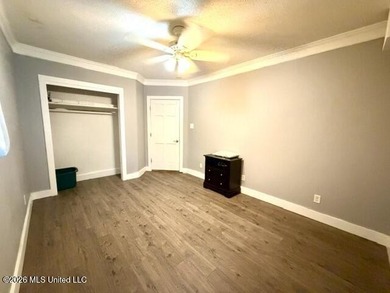 Looking for wide open space without losing city convenience? - photo 29