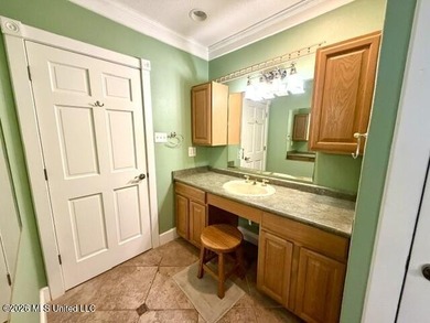 Looking for wide open space without losing city convenience? - photo 39
