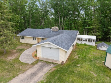 (private lake, pond, creek) Home Active Under Con in Indian River Michigan