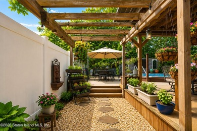 Welcome to 27 Tynan Street, a truly one-of-a-kind custom - photo 42