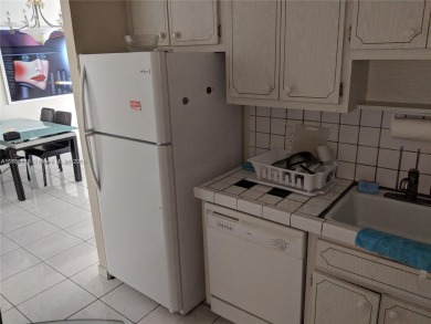 Stunning 1 Bedroom, 1.5 Bath unit located at The Hemispheres