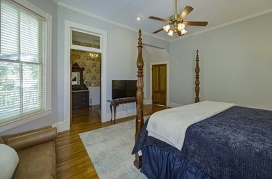 Seller is offering a $5000 credit towards the buyer's closing - photo 10