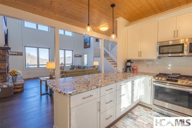 This wonderful custom built home with long range views at 3,000 - photo 11