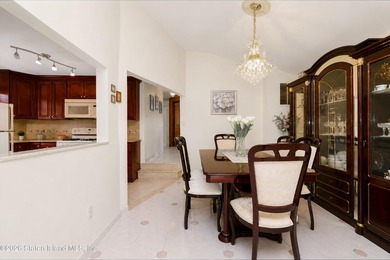 Just move right in! This one family semi-attached home in Great - photo 15