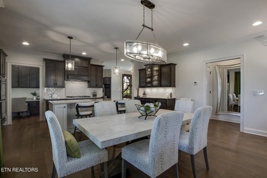 Don't miss your chance to own this stunning, better-than-new - photo 18