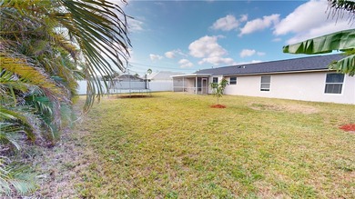 Welcome to 4207 SW 7th Ave in Cape Coral, a charming 3-bedroom - photo 19