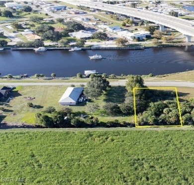 Lake Lot For Sale in Moore Haven, Florida