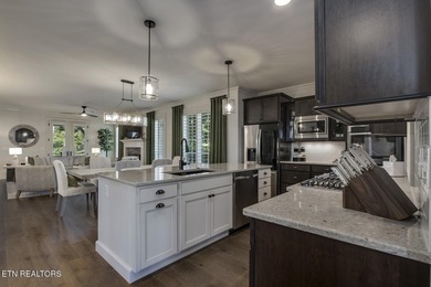 Don't miss your chance to own this stunning, better-than-new - photo 22
