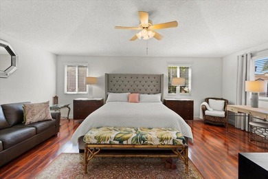 Behind the gates of Boca Pointe, this 3BR/3BA corner townhome - photo 24